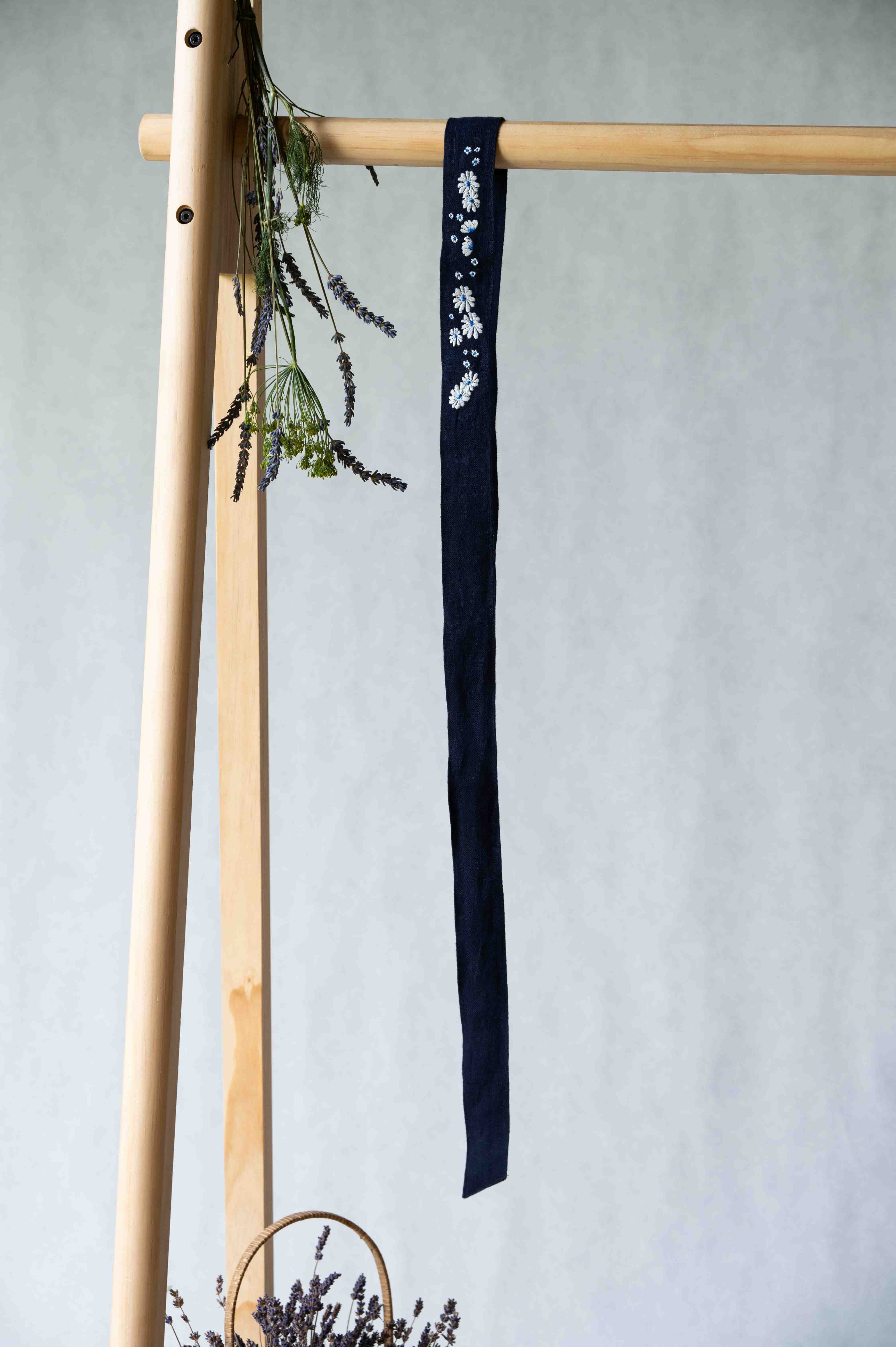 REWANA EMBROIDERED HEMP TIE SCARF NAVY BLUE
