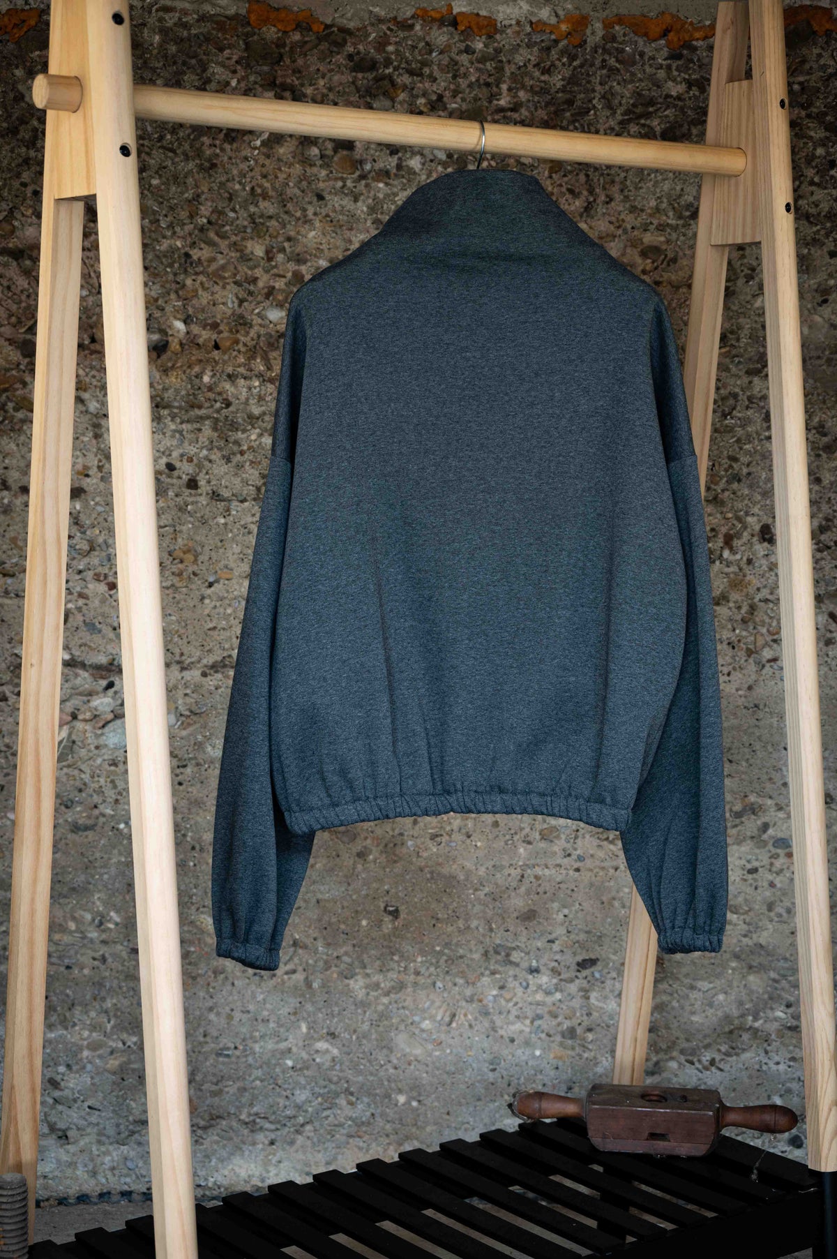 REWANA oversize mikina na zips tmavý sivý melír – fotografia 5