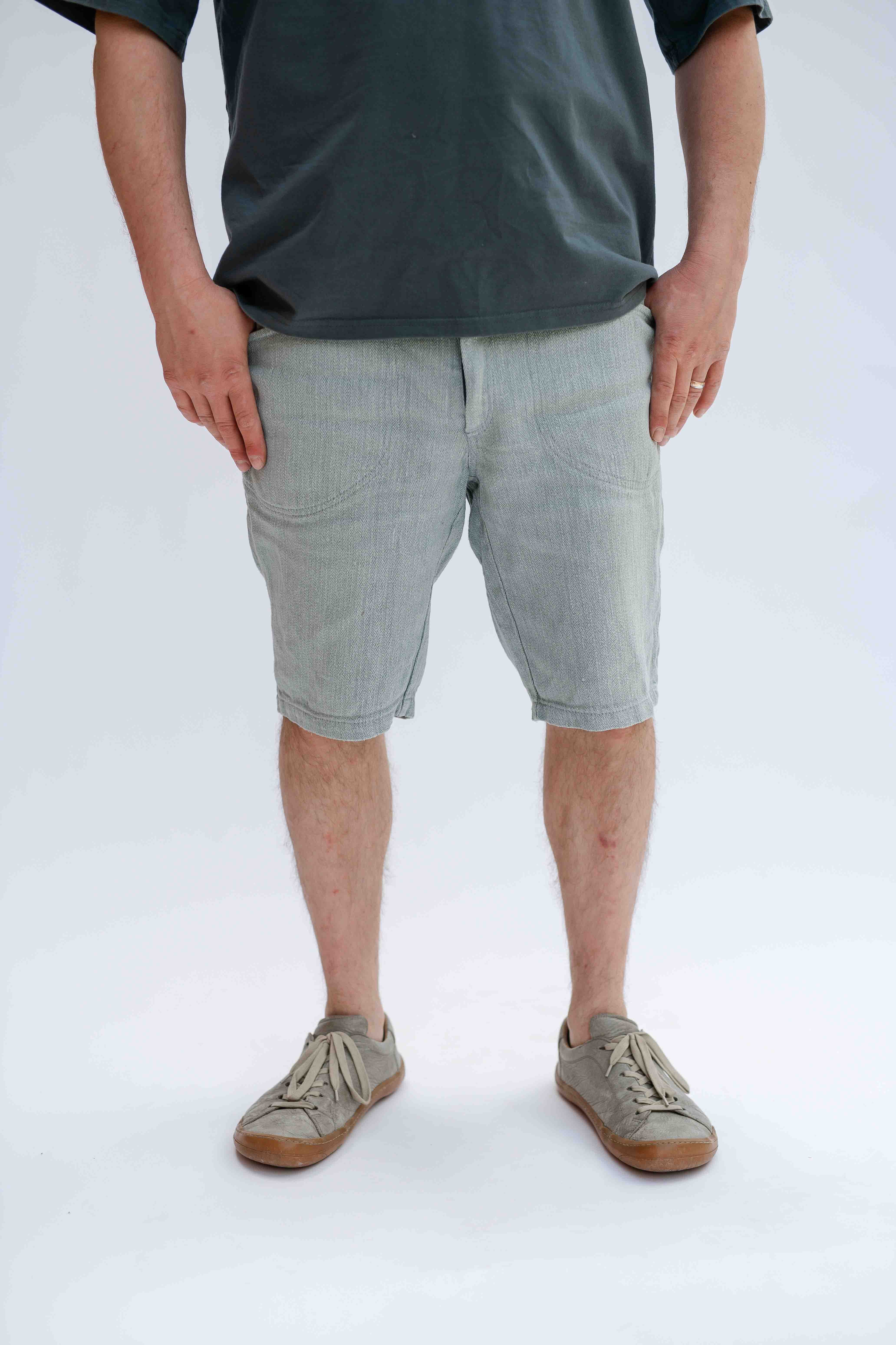 REWANA MEN'S HEMP SHORTS IN HERRINGBONE GREY COLOR
