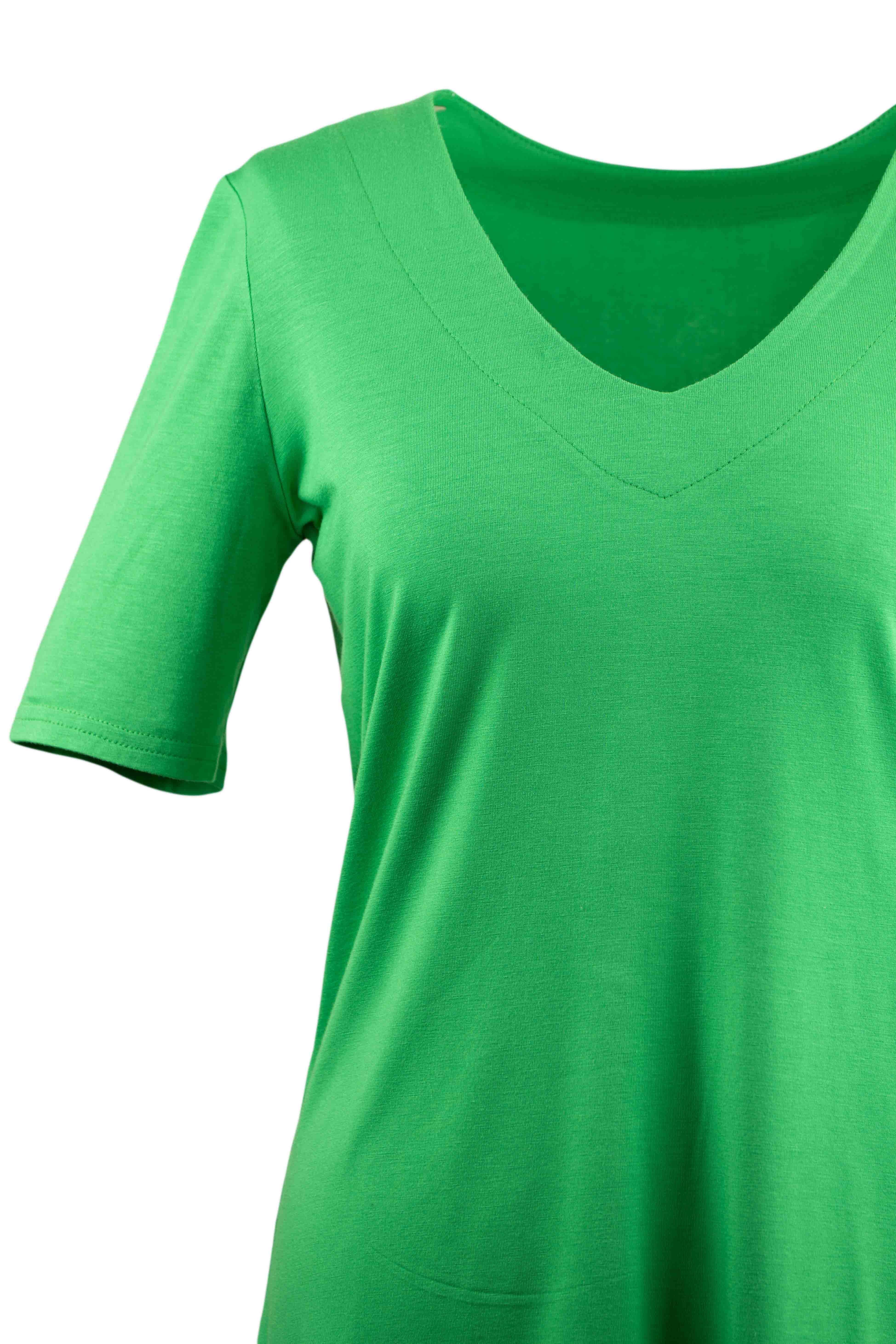 REWANA WOMEN'S BAMBOO T-SHIRT WITH 3/4 SLEEVES IN GREEN COLOR